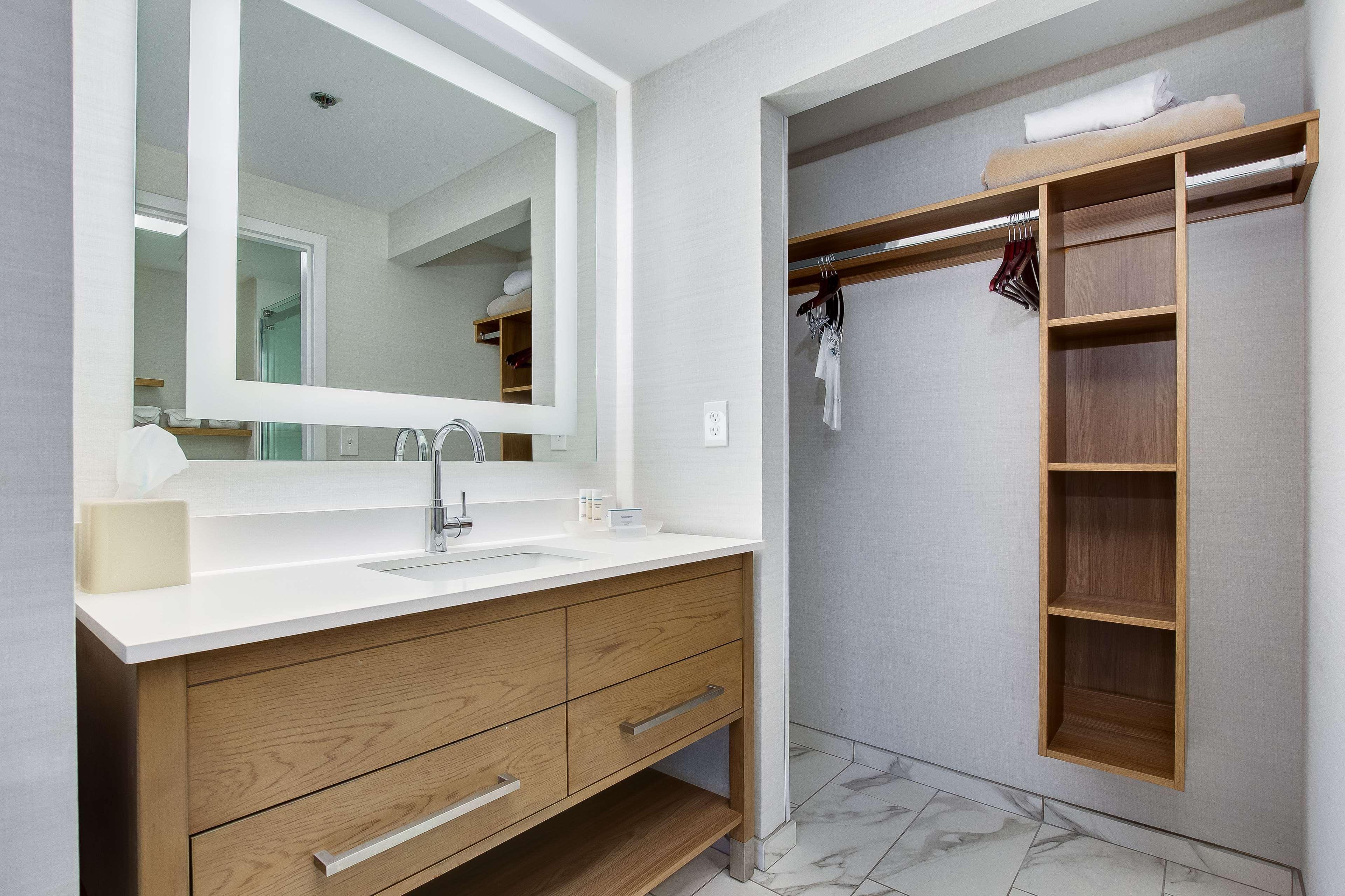Homewood Suites By Hilton Louisville-East Exteriér fotografie